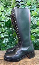 Afbeelding in Gallery-weergave laden, Prachtige vintage leren rijglaarzen van Sendra , maat 37