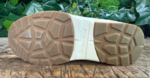 Afbeelding in Gallery-weergave laden, bijna Nieuwe sneakers van Xsensible maat 43 (wijdte G)