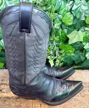 Afbeelding in Gallery-weergave laden, zo goed als nieuw mooie leren laars van Sendra maat 43