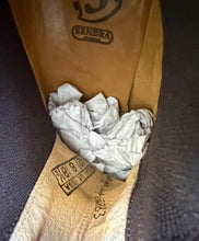 Afbeelding in Gallery-weergave laden, zo goed als nieuw mooie vintage leren laarzen van Sendra maat 42