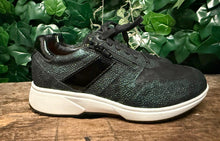 Afbeelding in Gallery-weergave laden, Nieuwe prachtige sneakers Xsensible maat 42 (wijdte H)