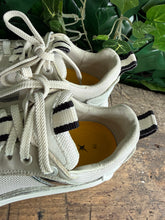 Afbeelding in Gallery-weergave laden, bijna Nieuwe sneakers van Xsensible maat 38 (wijdte G)