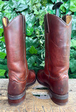 Afbeelding in Gallery-weergave laden, Bijna Nieuwe prachtige vintage laarzen van Sendra maat 41