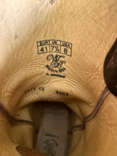 Afbeelding in Gallery-weergave laden, Bijna Nieuwe prachtige vintage laarzen van Sendra maat 41