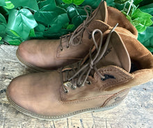 Afbeelding in Gallery-weergave laden, Nieuwe veter boots van panama jack maat 42