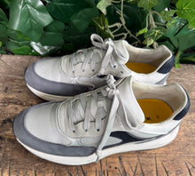 Afbeelding in Gallery-weergave laden, bijna Nieuwe sneakers van Xsensible maat 39 (wijdte G)