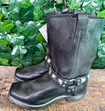 Afbeelding in Gallery-weergave laden, stoere vintage biker boots van Frye maat 44 (maat 11)