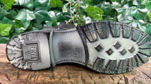 Afbeelding in Gallery-weergave laden, stoere vintage biker boots van Frye maat 44 (maat 11)