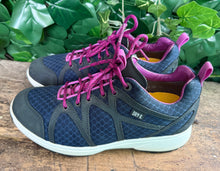 Afbeelding in Gallery-weergave laden, bijna Nieuwe sneakers van Xsensible maat 39 (wijdte H )