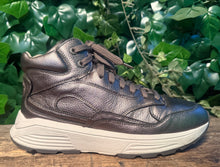 Afbeelding in Gallery-weergave laden, bijna Nieuwe hoge sneakers van Xsensible maat 41 (wijdte G )