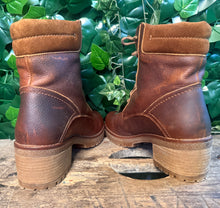 Afbeelding in Gallery-weergave laden, bijna Nieuwe veter boots van Panama Jack maat 41