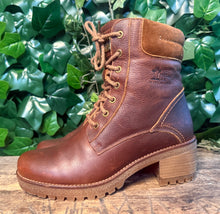 Afbeelding in Gallery-weergave laden, bijna Nieuwe veter boots van Panama Jack maat 41