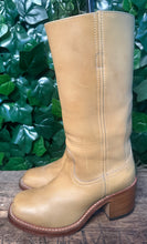 Afbeelding in Gallery-weergave laden, zo goed als nieuw vintage blokhak laars van Sendra maat 38