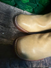 Afbeelding in Gallery-weergave laden, zo goed als nieuw vintage blokhak laars van Sendra maat 38