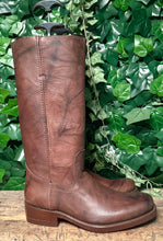Afbeelding in Gallery-weergave laden, Nieuwe prachtige vintage hoge leren laarzen Sendra maat 41