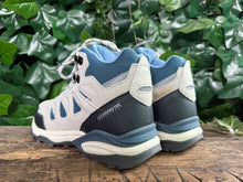 Afbeelding in Gallery-weergave laden, gewoon Nieuwe sneakers van human nature maat 38