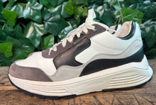 Afbeelding in Gallery-weergave laden, bijna Nieuwe prachtige sneakers Xsensible maat 39(wijdte GX)