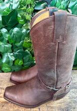 Afbeelding in Gallery-weergave laden, Bijna Nieuwe prachtige biker boots van Sendra maat 42