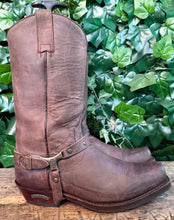 Afbeelding in Gallery-weergave laden, Bijna Nieuwe prachtige biker boots van Sendra maat 42
