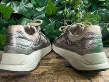 Afbeelding in Gallery-weergave laden, bijna Nieuwe prachtige sneakers Xsensible maat 37(wijdte G)