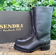Afbeelding in Gallery-weergave laden, hele mooie leren vintage laarzen van Sendra maat 41