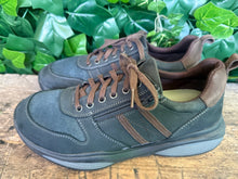 Afbeelding in Gallery-weergave laden, bijna Nieuwe sneakers van Xsensible maat 43 (wijdte HX)