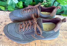 Afbeelding in Gallery-weergave laden, bijna Nieuwe sneakers van Xsensible maat 43 (wijdte HX)