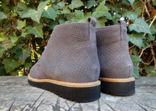 Afbeelding in Gallery-weergave laden, Nieuwe veterschoenen van Helioform maat 37,5 wijdte G