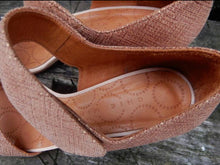 Afbeelding in Gallery-weergave laden, Nieuwe sandalen van Chie Mihara maat 40