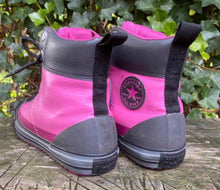 Afbeelding in Gallery-weergave laden, zo goed als nieuw sneakers van Converse All Stars maat 37,5 (4,5)