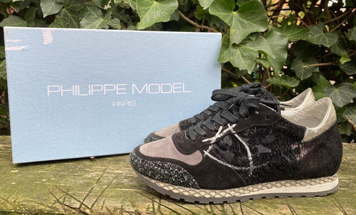 Zo goed als nieuw Sneakers van Philippe Model maat 37