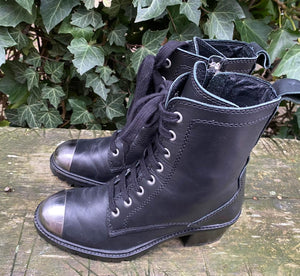 Zo goed als nieuw Laarsjes/boots van Zadig & Voltaire maat 37