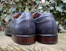 Afbeelding in Gallery-weergave laden, Nieuwe veterschoenen van LLOYD maat 42,5