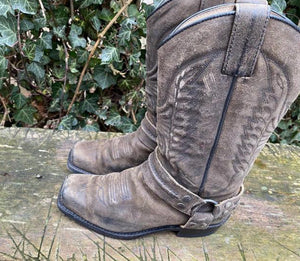 Gave laarzen van Sendra maat 37