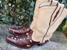Afbeelding in Gallery-weergave laden, super mooie laarzen van Sendra maat 37