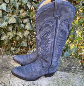 zo goed als nieuw laarzen van Sendra maat 38