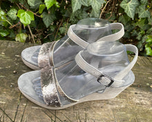 Afbeelding in Gallery-weergave laden, Nieuwe sandalen van Via Vai maat 41