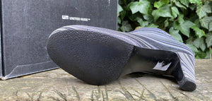 Zo goed als nieuw Pumps/laarsjes van United Nude maat 37