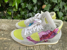 Afbeelding in Gallery-weergave laden, zo goed als nieuw sneakers van Philippe Model maat 38