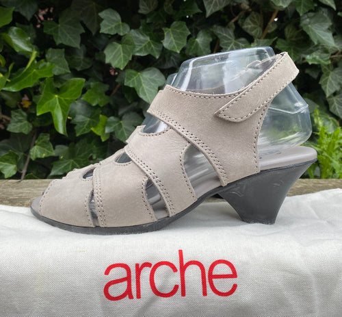 Nieuwe sandalen van Arche maat 37