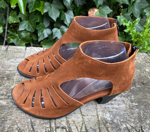 Zo goed als nieuw Sandalen van Arche maat 37