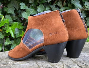 Zo goed als nieuw Sandalen van Arche maat 37