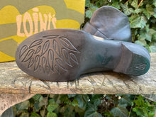 Afbeelding in Gallery-weergave laden, zo goed als nieuw Pumps van Loints of Holland maat 38