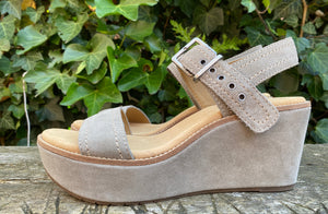 Nieuwe sandalen plateauzolen van Clarks maat 40 (6,5)