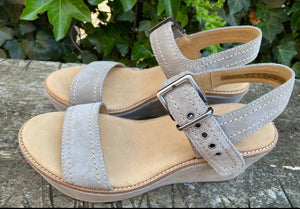 Nieuwe sandalen plateauzolen van Clarks maat 40 (6,5)