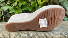 Afbeelding in Gallery-weergave laden, Nieuwe sandalen plateauzolen van Clarks maat 40 (6,5)