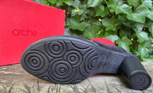 Afbeelding in Gallery-weergave laden, Nieuwe aparte sandalen van Arche maat 39