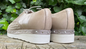 Nieuwe sneakers van Hispanitas maat 37