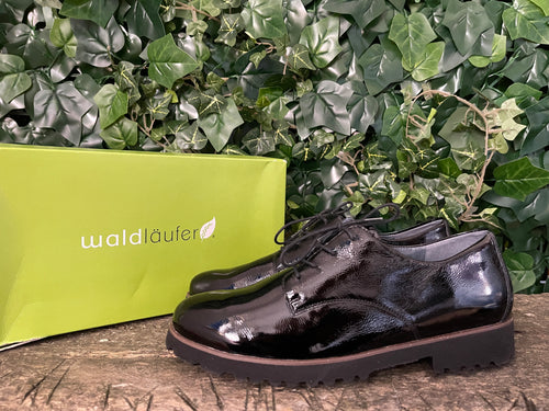 Nieuwe veterschoenen van Waldlaufer maat 40,5 (UK 7)