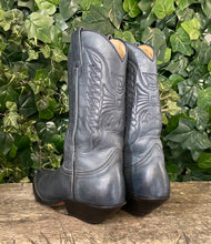 Afbeelding in Gallery-weergave laden, zo goed als nieuw  laarzen van Sendra maat 35 (UK 3,5)
